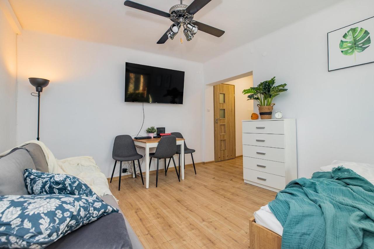 Shortstaypoland Zlota Warszawa Exteriör bild